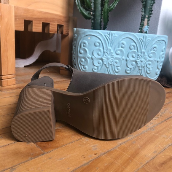 block heels! - Picture 5 of 5